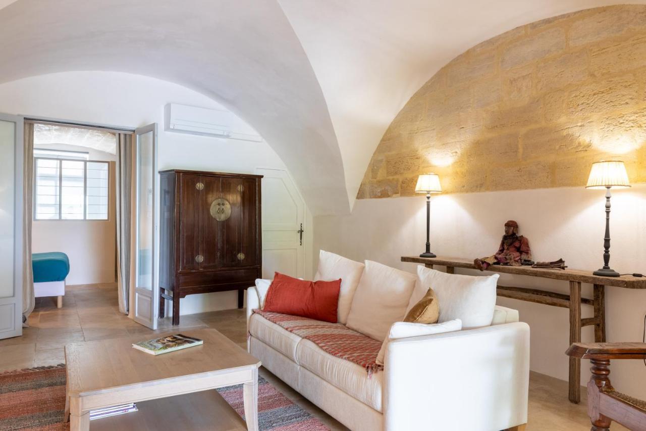 Les Canisses, Magnifique Appartement Avec Terrasse Au Coeur D'Uzes Uzès Exterior foto